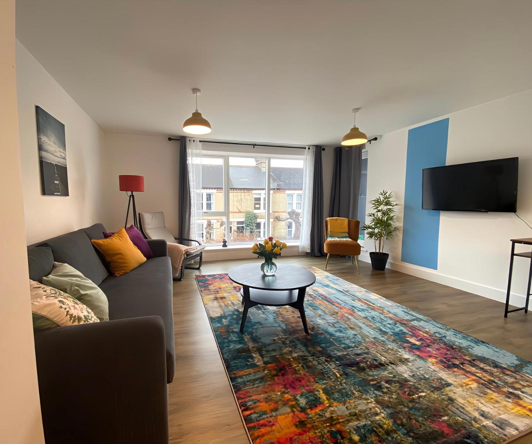 Cambridge Stays Riverside Apart Hotel With 2Br Flats At The City Centre-Parking-Balcony Kültér fotó