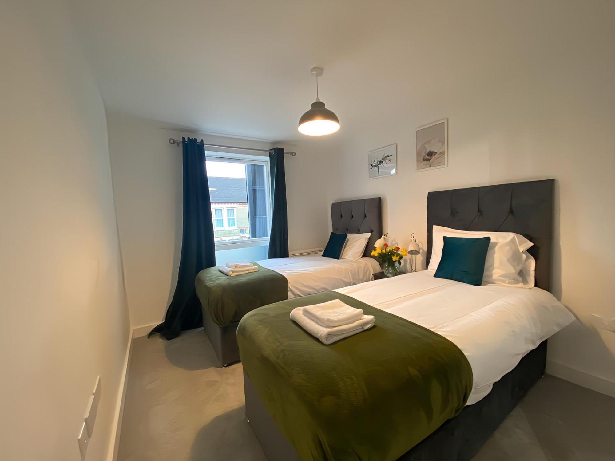 Cambridge Stays Riverside Apart Hotel With 2Br Flats At The City Centre-Parking-Balcony Kültér fotó