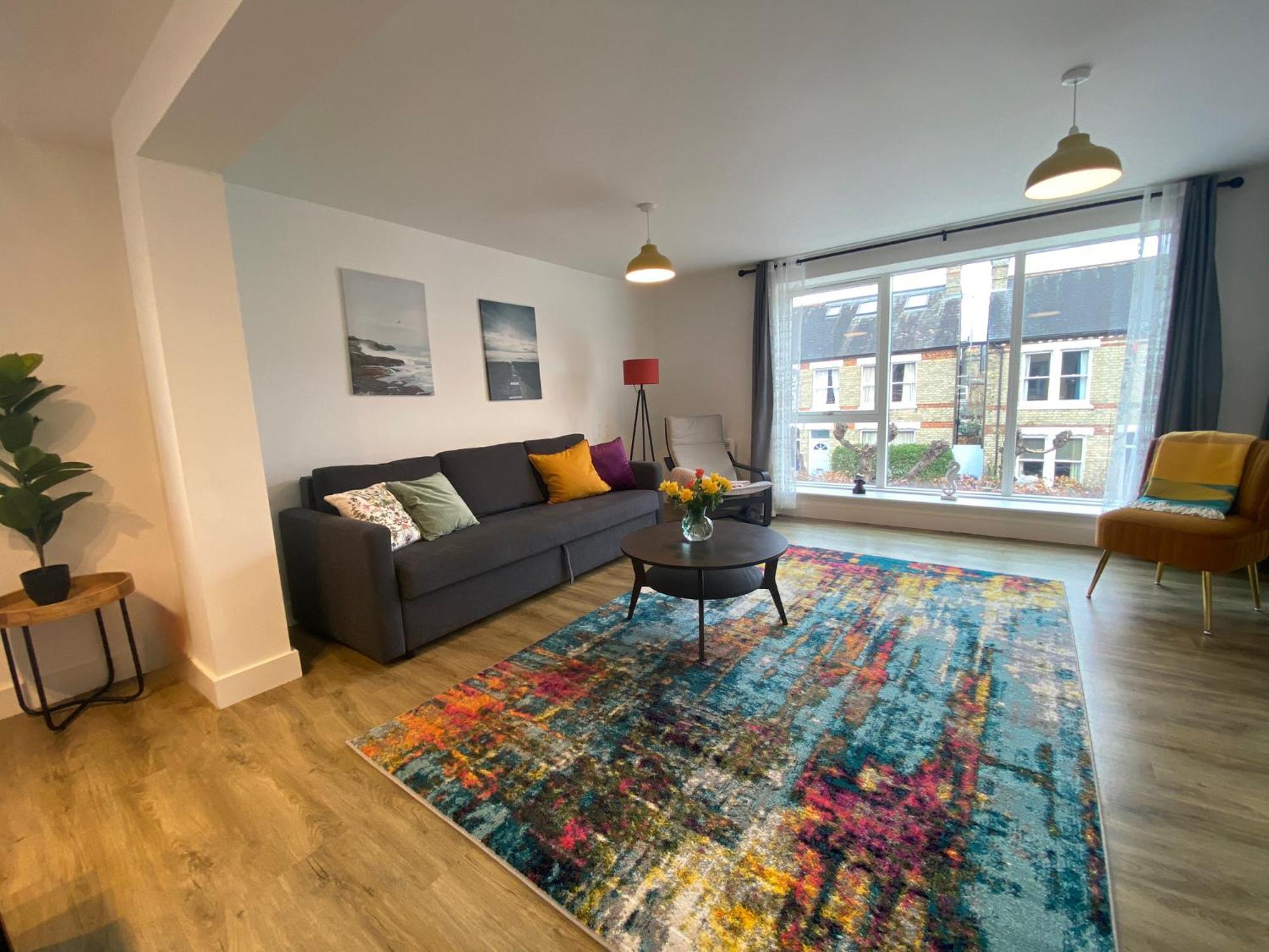 Cambridge Stays Riverside Apart Hotel With 2Br Flats At The City Centre-Parking-Balcony Kültér fotó