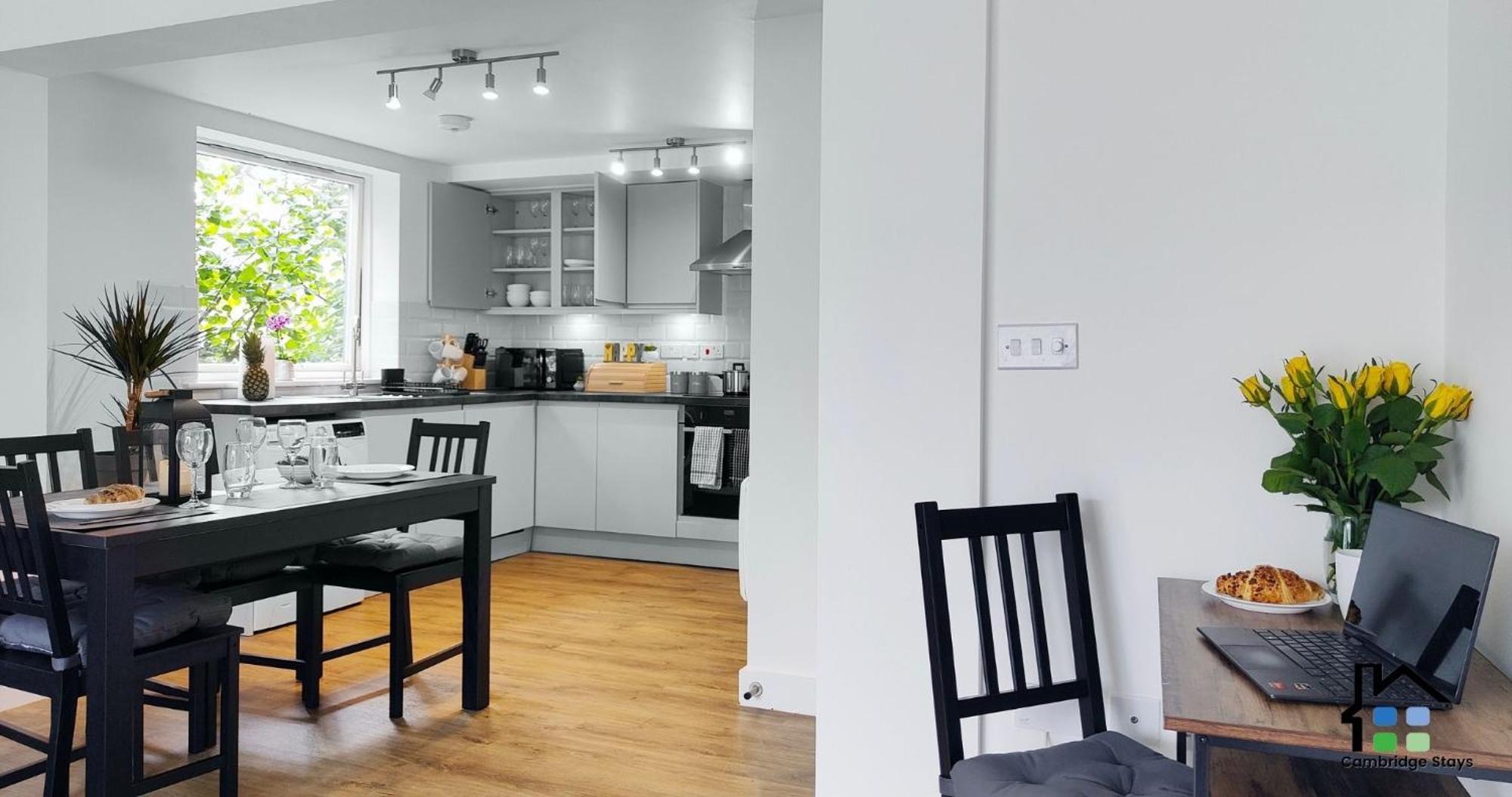 Cambridge Stays Riverside Apart Hotel With 2Br Flats At The City Centre-Parking-Balcony Kültér fotó